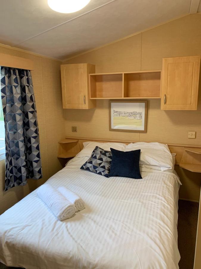 Newquay Bay Porth Caravan Hotel Bagian luar foto