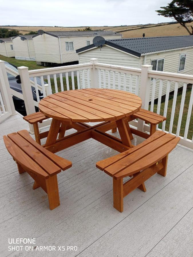 Newquay Bay Porth Caravan Hotel Bagian luar foto