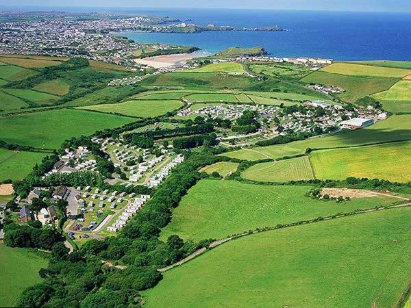Newquay Bay Porth Caravan Hotel Bagian luar foto